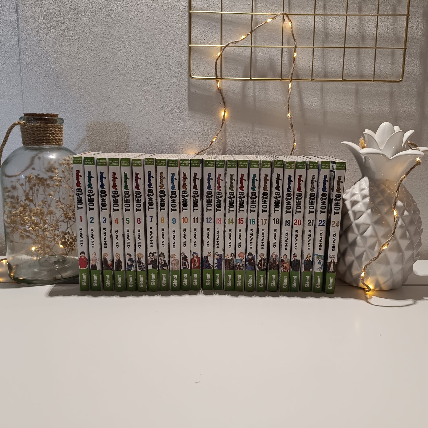 Manga Tokyo revengers 1 à 22 + le 24