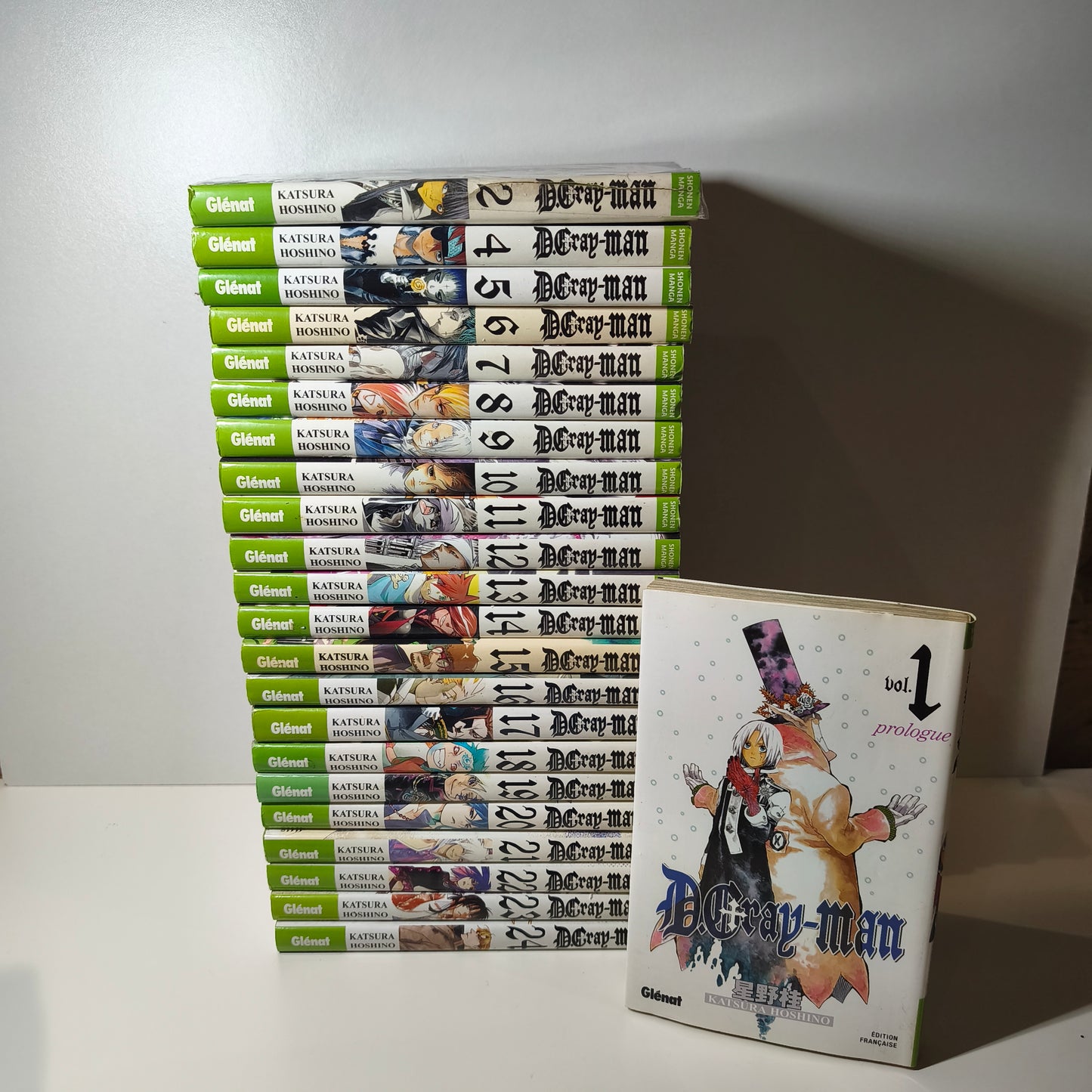 Manga - D gray man - Tomes 1 à 24 (Manque le 3)