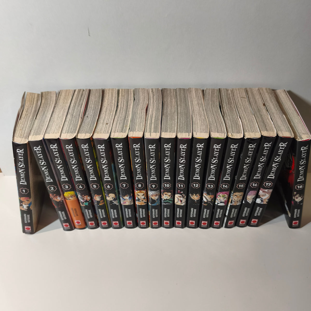 Manga - Démon slayer - Tomes 1 à 18